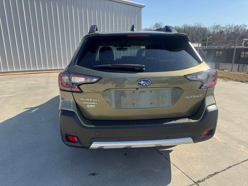 Used 2025 Subaru Outback Limited image 14