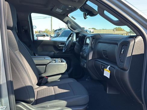 New 2026 Chevrolet Silverado 1500 Custom image 10