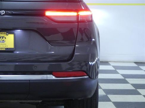 Used 2024 Jeep Grand Cherokee Limited 4xe image 32