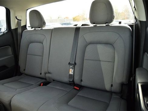 Used 2022 Chevrolet Colorado W/T w/ Custom Special Edition image 20