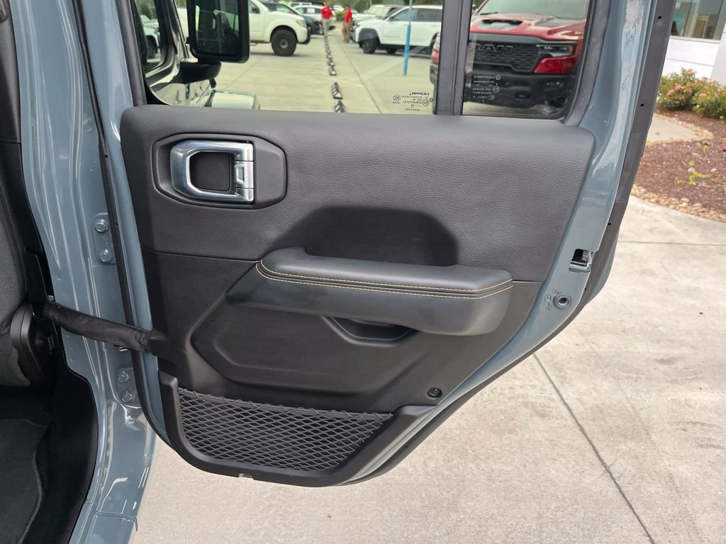 Used 2026 Jeep Wrangler Unlimited Sahara AWD/4WD image 25