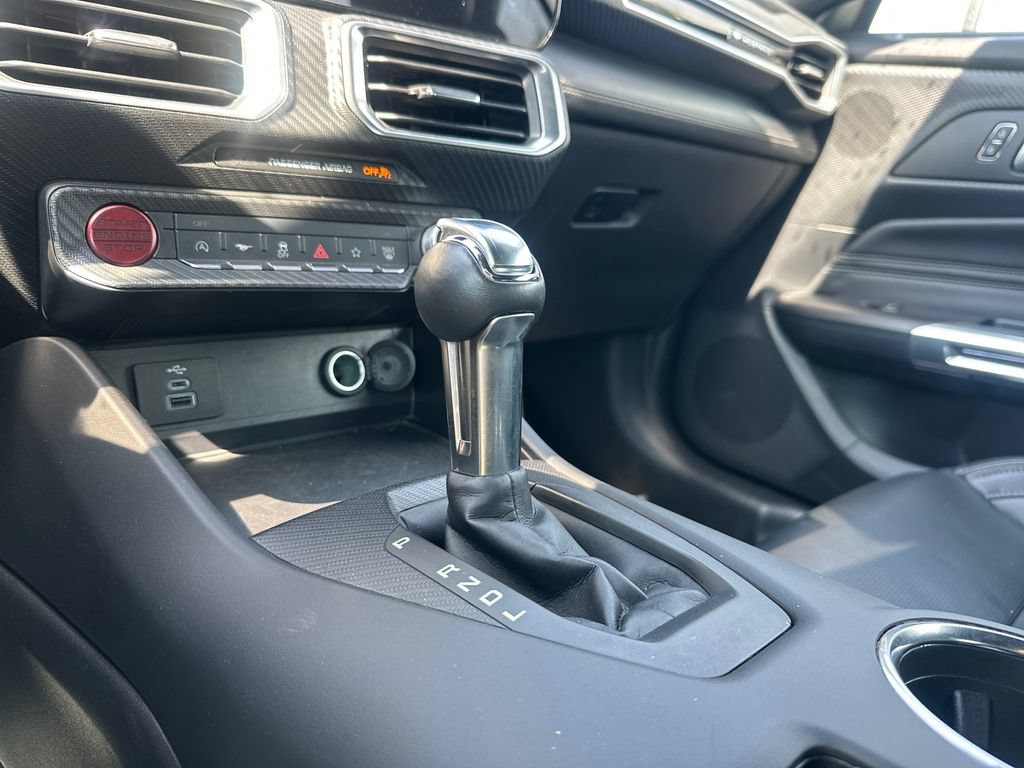 Used 2025 Ford Mustang Premium RWD image 45