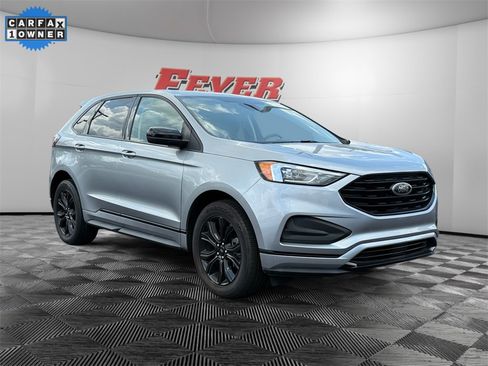 Used 2022 Ford Edge SE w/ Black Appearance Package image 7