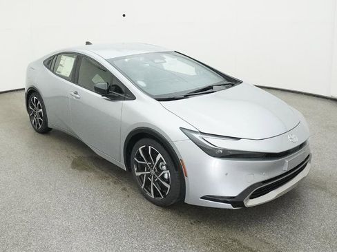 New 2026 Toyota Prius Plug-In Hybrid image 16