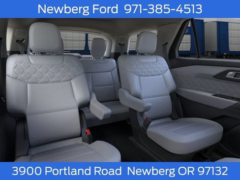 New 2026 Ford Explorer Platinum w/ LUX Leather Package AWD/4WD image 11