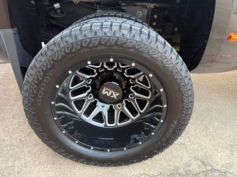 Used 2015 GMC Sierra 3500 Denali w/ Duramax Plus Package image 38