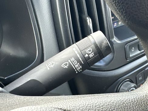 Certified 2020 Chevrolet Colorado W/T w/ Custom Special Edition image 21