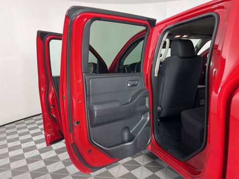 Used 2024 Nissan Frontier SV w/ Technology Package RWD image 42