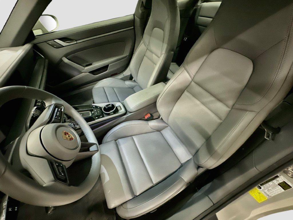 Certified 2024 Porsche 911 Carrera S RWD image 5