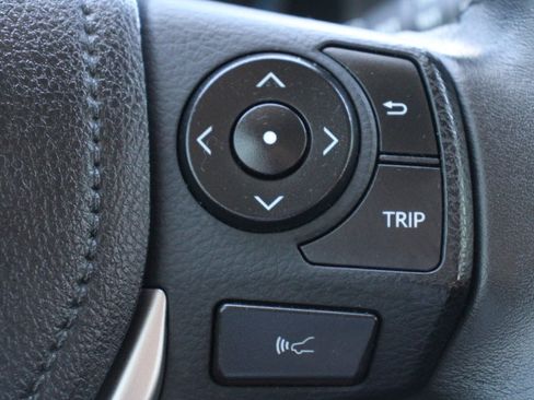 Used 2018 Toyota RAV4 XLE w/ Plus Extra Value Package AWD/4WD image 24