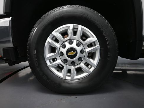 Used 2022 Chevrolet Silverado 2500 LT AWD/4WD image 20