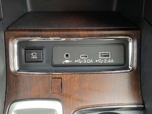 Certified 2025 Subaru Ascent Touring w/ Popular Package #2 image 21