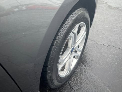 Used 2018 Ford Edge Titanium w/ Technology Package image 8