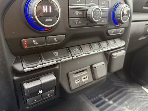 Used 2021 Chevrolet Silverado 2500 LTZ w/ Z71 Off-Road Package image 29