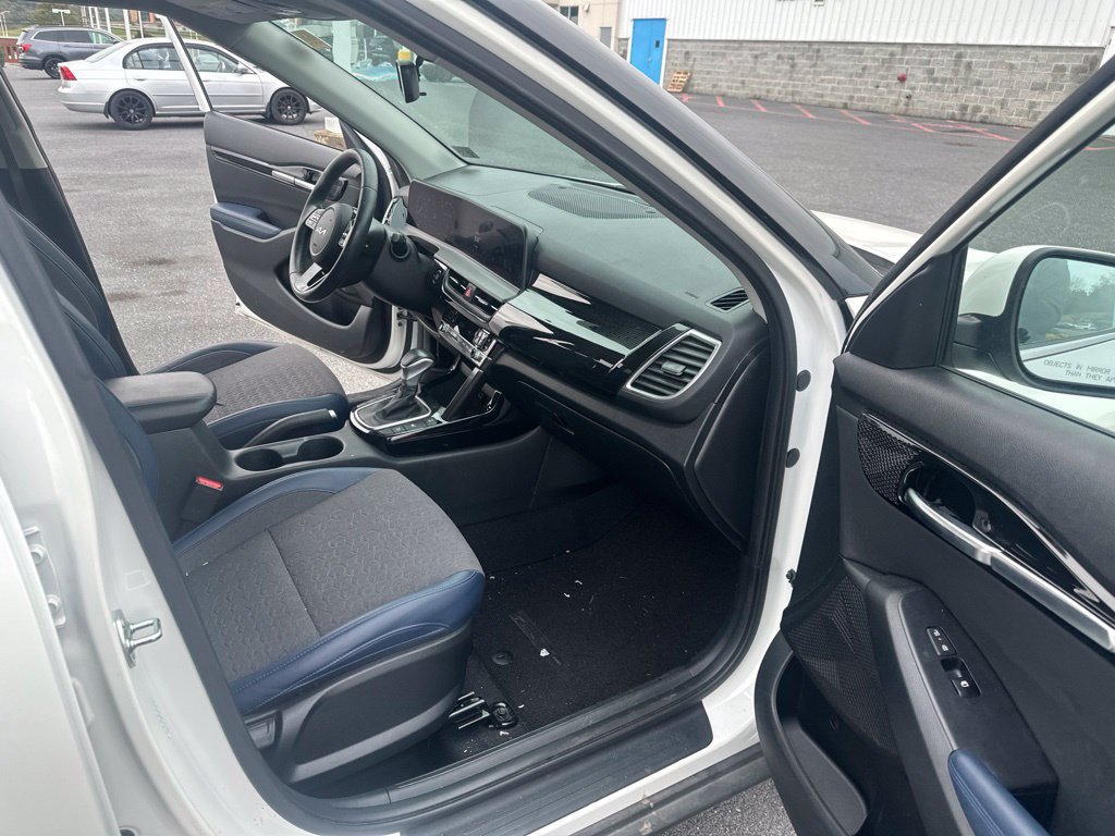 Used 2024 Kia Seltos S AWD/4WD image 13