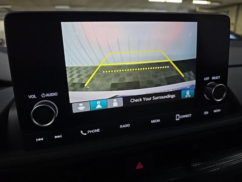 Used 2024 Honda CR-V EX image 25