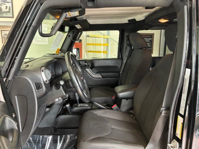 Used 2017 Jeep Wrangler Unlimited Sport w/ Quick Order Package 24S AWD/4WD image 15