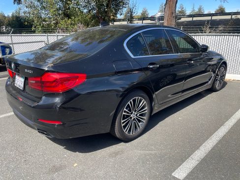 Used 2018 BMW 540i RWD image 3