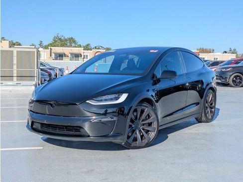 Used 2022 Tesla Model X image 1