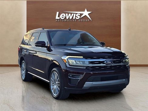 Used 2024 Ford Expedition Limited image 6
