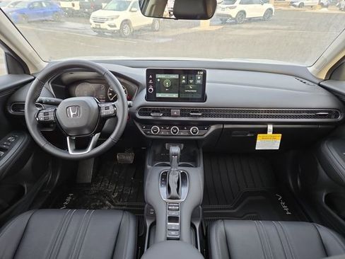 New 2026 Honda HR-V EX-L image 3