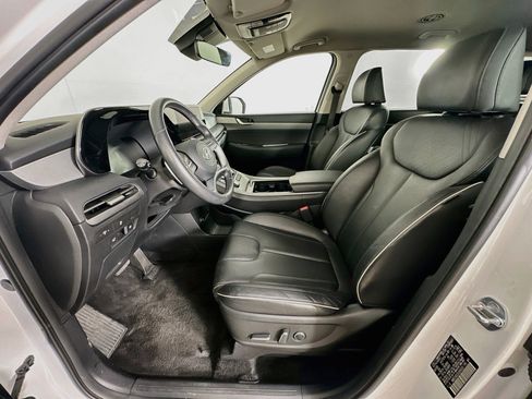 Used 2025 Hyundai Palisade SEL FWD image 13