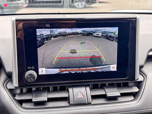 Used 2023 Toyota RAV4 LE AWD/4WD image 52