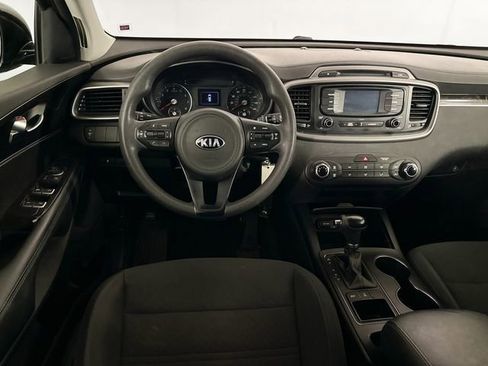 Used 2016 Kia Sorento LX AWD/4WD image 23