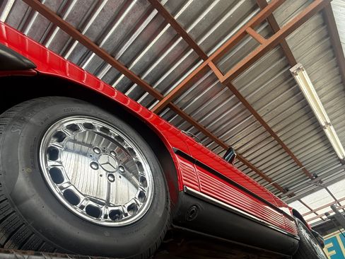 Used 1989 Mercedes-Benz 560 SL image 40