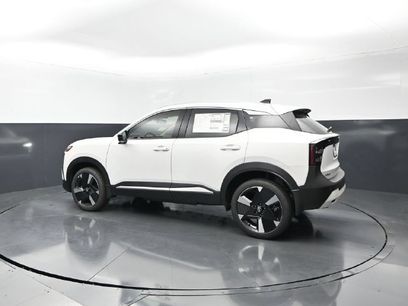 New 2026 Nissan Kicks SR