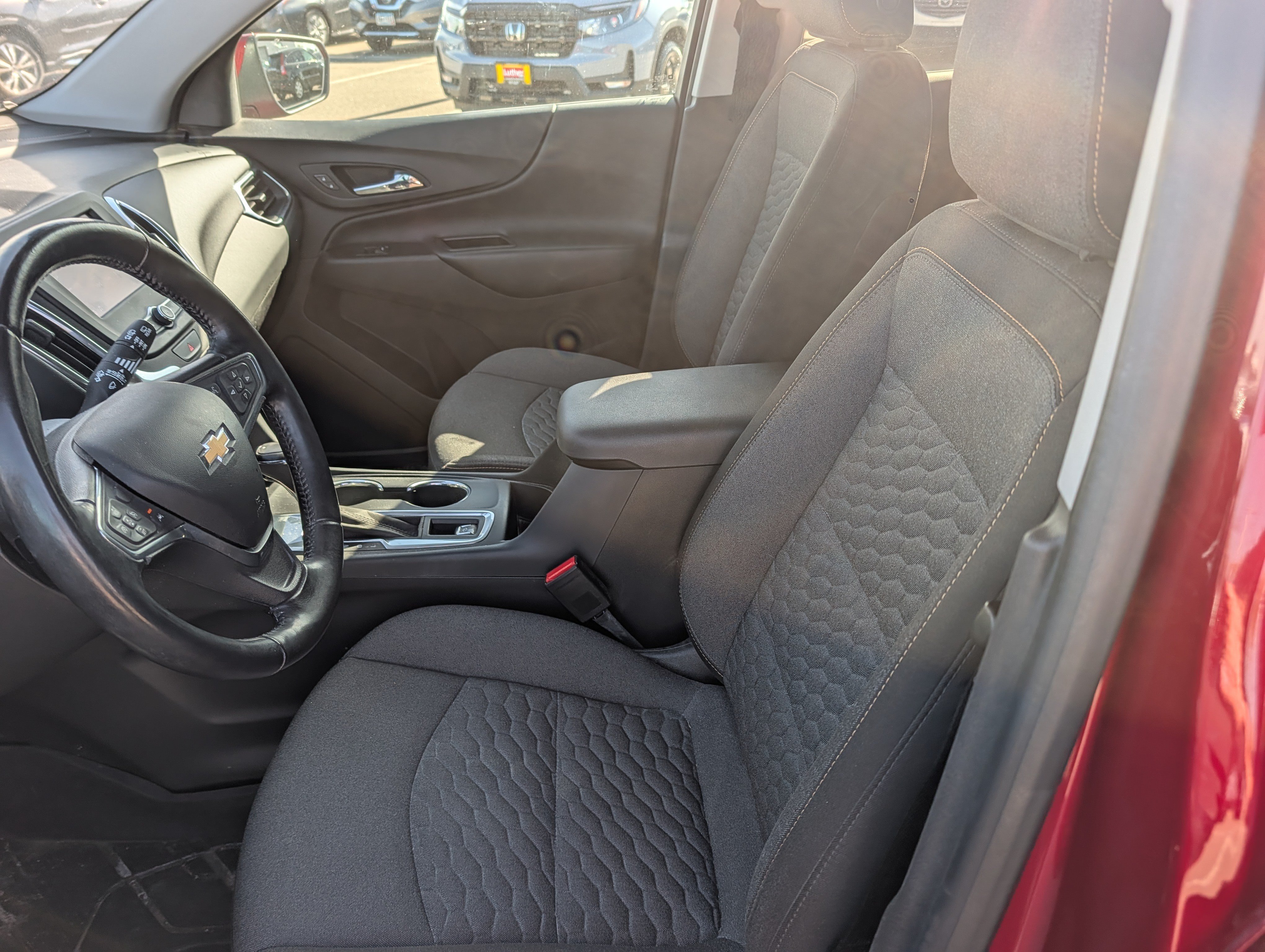 Used 2020 Chevrolet Equinox LT FWD image 8