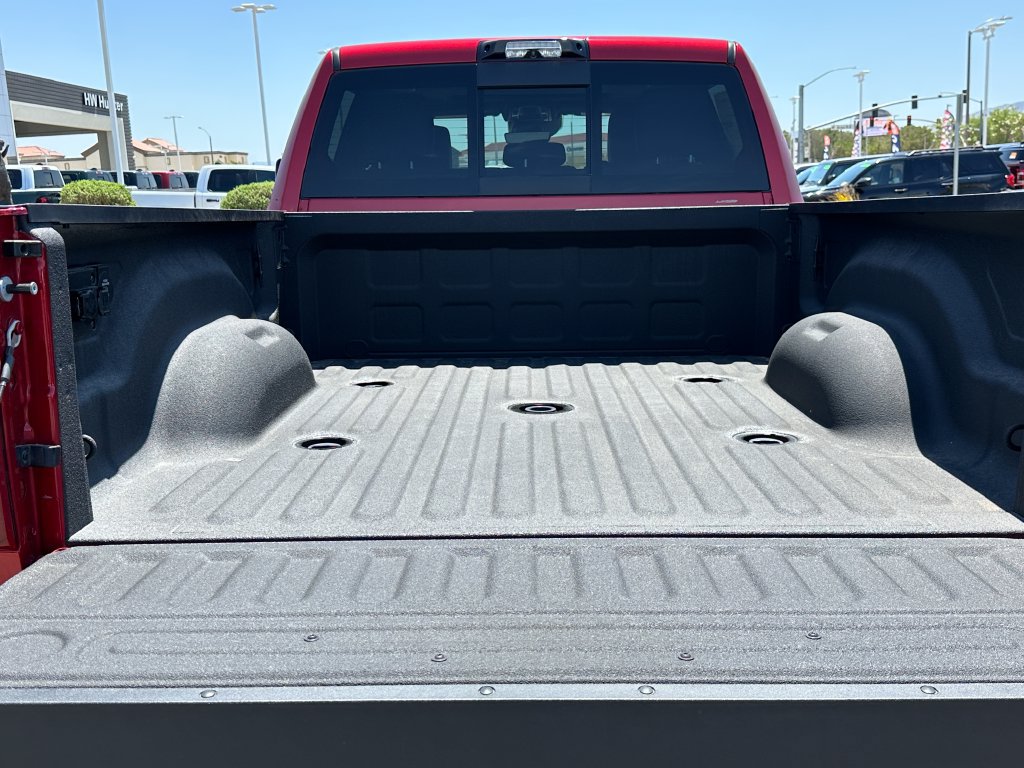 New 2026 RAM 2500 Laramie AWD/4WD image 17