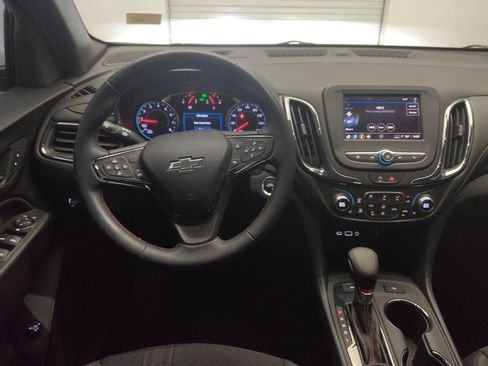 Used 2023 Chevrolet Equinox RS image 22