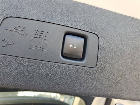 Used 2024 Lincoln Corsair FWD w/ Equipment Group 102A image 10