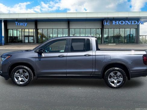 Certified 2025 Honda Ridgeline TrailSport image 12