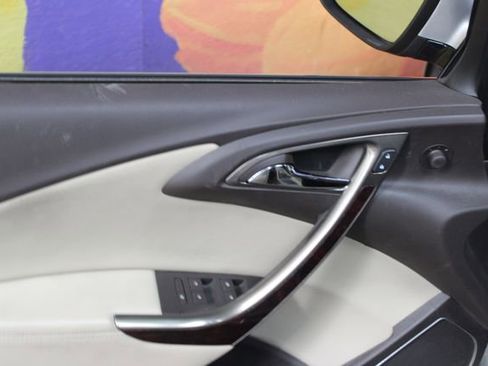 Used 2016 Buick Verano Convenience FWD image 13
