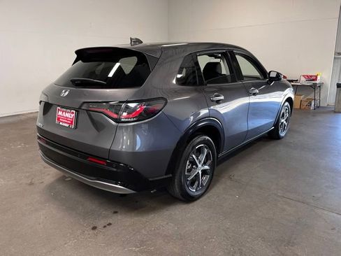 Used 2025 Honda HR-V EX-L image 3