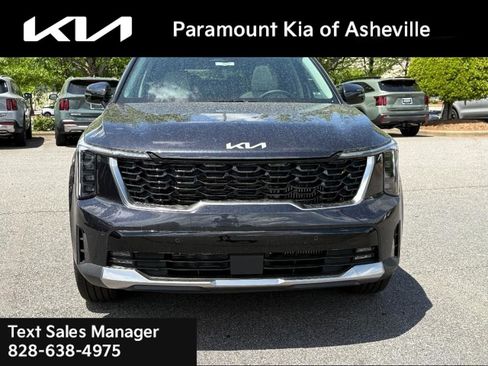 New 2025 Kia Sorento EX w/ Panoramic Sunroof Package image 2