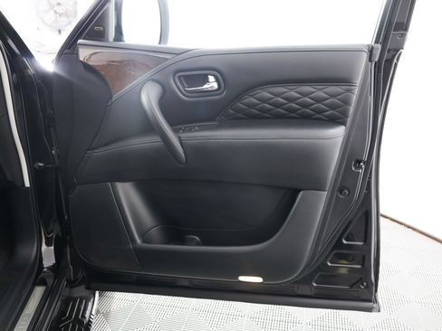 Used 2019 INFINITI QX80 Luxe AWD/4WD image 43
