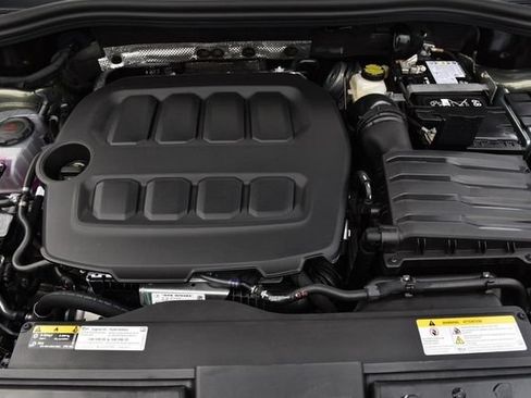 New 2026 Volkswagen Tiguan SEL R-Line AWD/4WD image 25