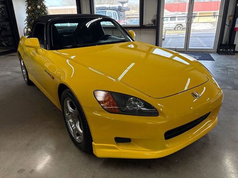 Used 2003 Honda S2000 image 25