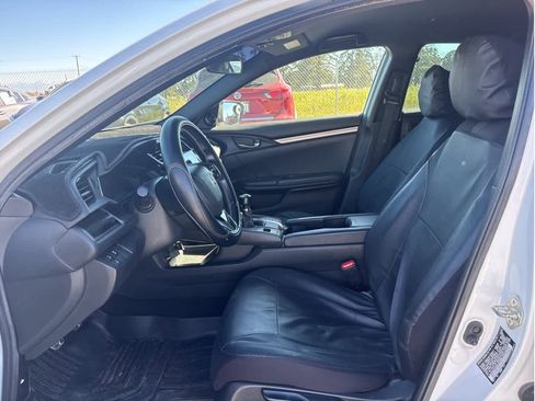 Used 2020 Honda Civic Sport image 11