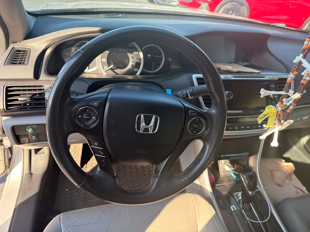 Used 2015 Honda Accord EX-L image 14