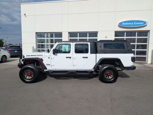 Used 2023 Jeep Gladiator Rubicon w/ Trailer Tow Package AWD/4WD image 10