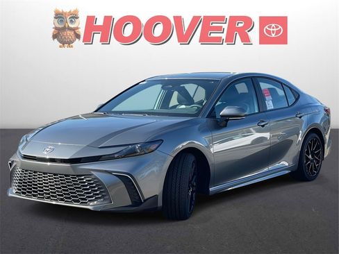 New 2026 Toyota Camry SE image 6