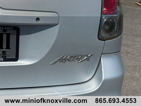 Used 2007 Toyota Matrix XR image 11