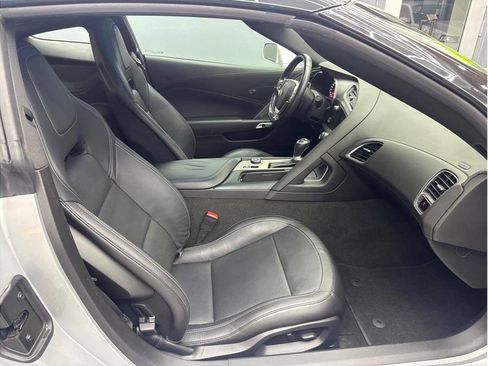 Used 2016 Chevrolet Corvette Stingray Coupe RWD image 20