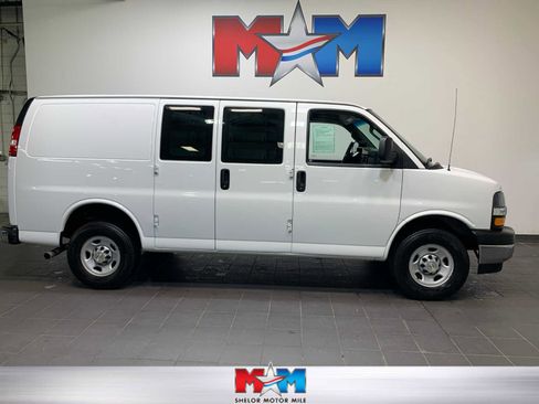 Used 2024 Chevrolet Express 2500 w/ Driver Convenience Package image 1