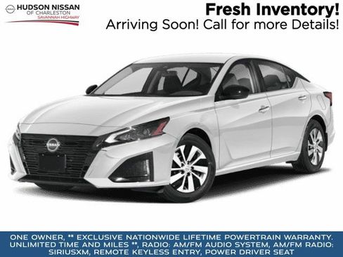 Used 2024 Nissan Altima 2.5 SV image 1
