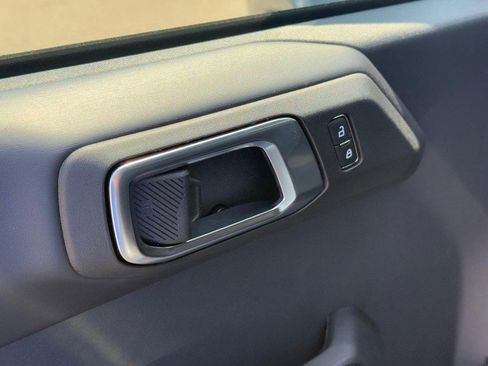 New 2025 Ford Bronco Badlands image 17